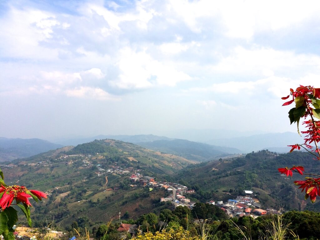 The view from the Phra Boromathat Chedi